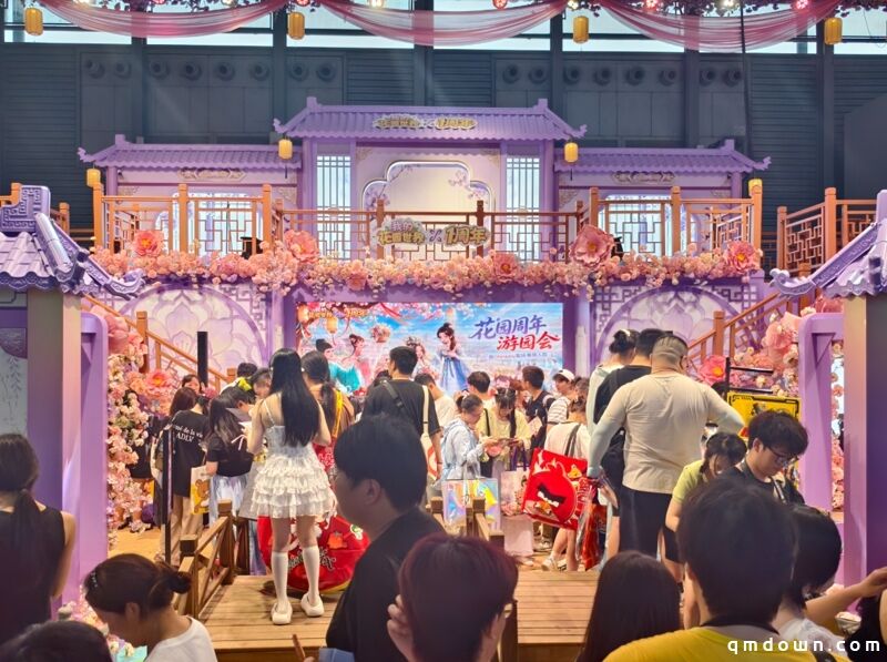 今年Chinajoy太”爆”了!CJ展馆人多到”寸步难行”,老外组团来中国抢中国游戏