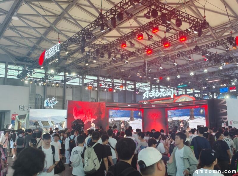 今年Chinajoy太”爆”了!CJ展馆人多到”寸步难行”,老外组团来中国抢中国游戏