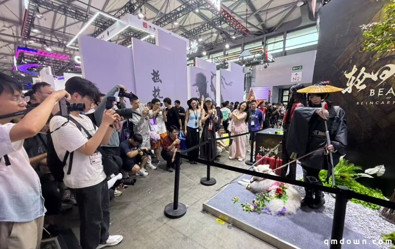 今年Chinajoy太”爆”了!CJ展馆人多到”寸步难行”,老外组团来中国抢中国游戏