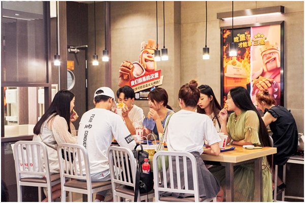 部落冲突x汉堡王x饿了么“三星”联动揭秘夏日美味狂欢的幕后配方