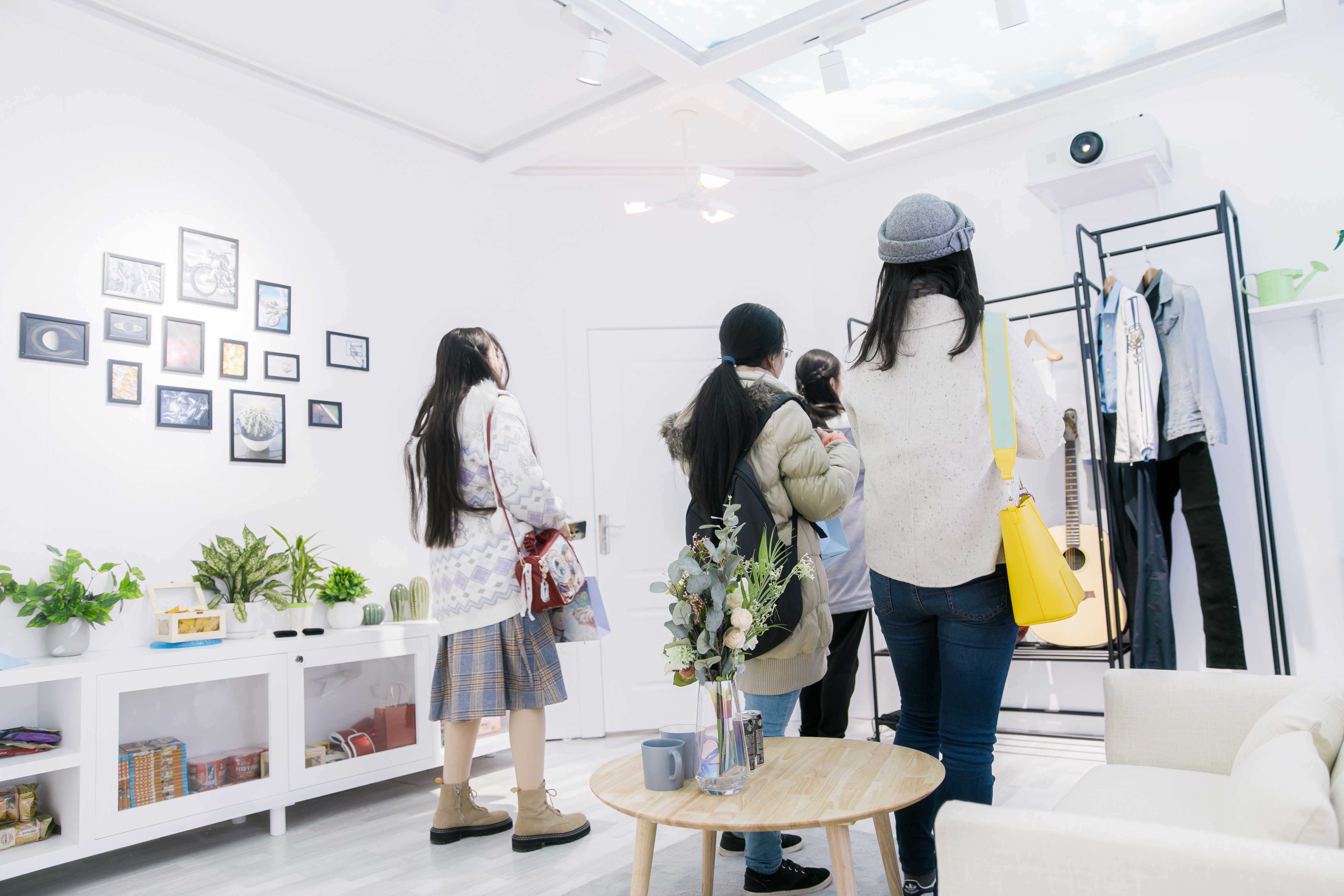 《恋与制作人》二周年丨首个沉浸式体验展开启 线上线下持续打造心动恋爱体验