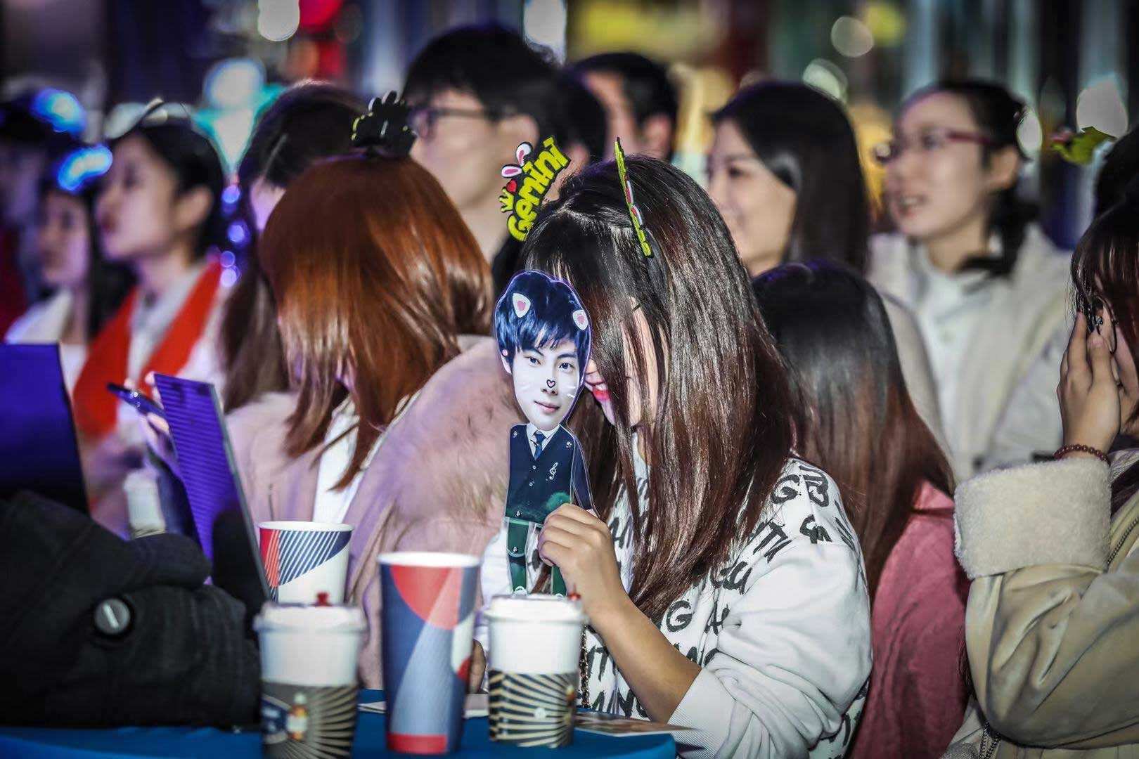 当醇厚威士忌遇上电子竞技，百龄坛嗨爆QG王者挑战赛21号圆满落幕