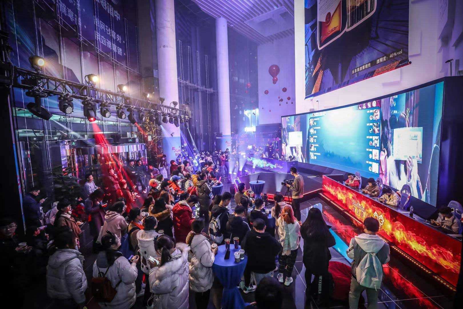 当醇厚威士忌遇上电子竞技，百龄坛嗨爆QG王者挑战赛21号圆满落幕